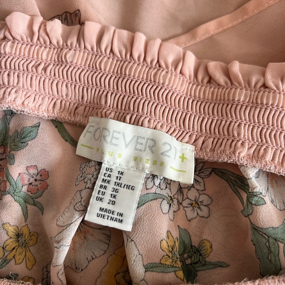 Forever 21 Pink Floral Off The Shoulder Blouse Size 1x - Picture 3 of 4